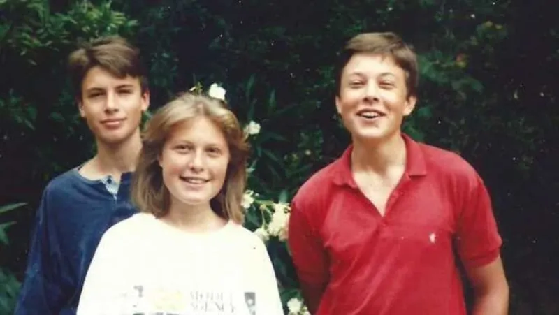 Young Elon Musk with brother Kimbal